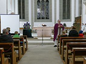 Familiengottesdienst zum 1. Advent (Foto: Karl-Franz Thiede)